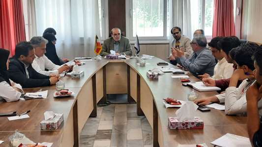 دیدار رئیس دانشگاه با نمایندگان پرسنل بخش ها و واحدهای مختلف بیمارستان شهید بهشتی  